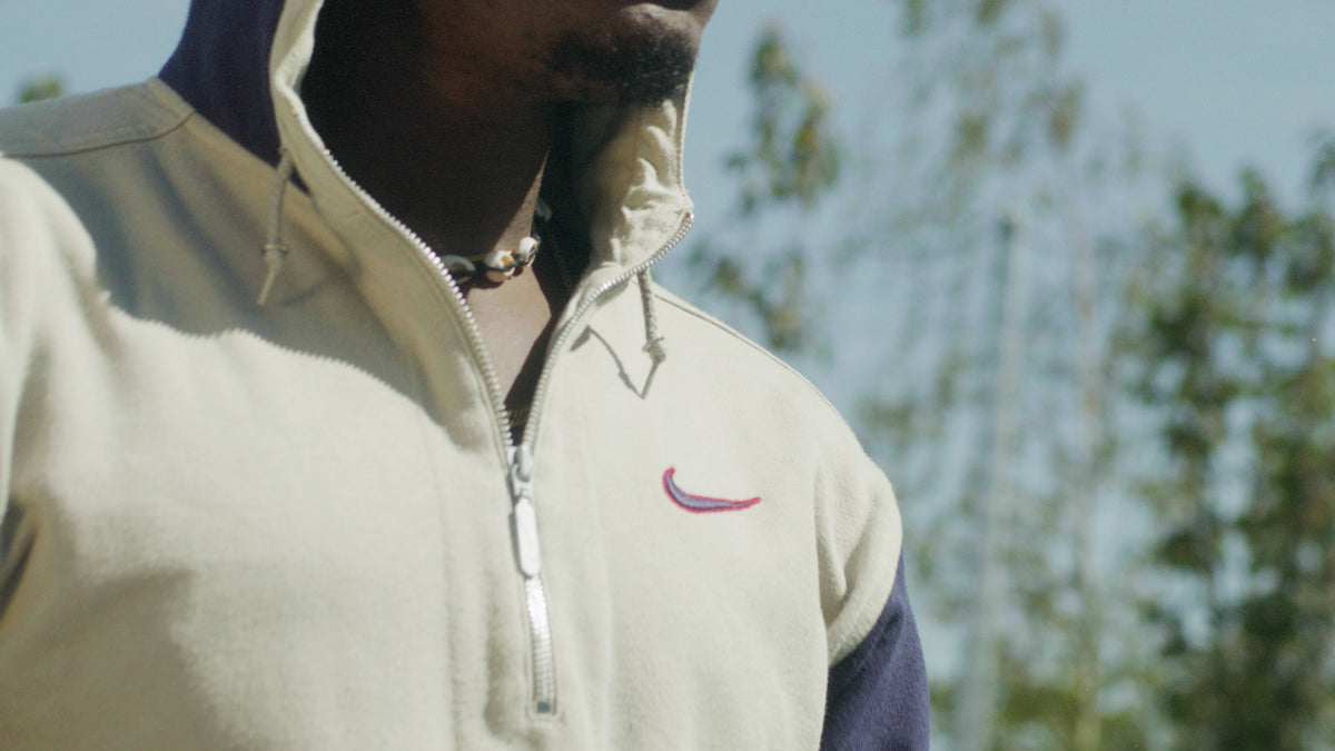 Hoodies / Sweatshirts