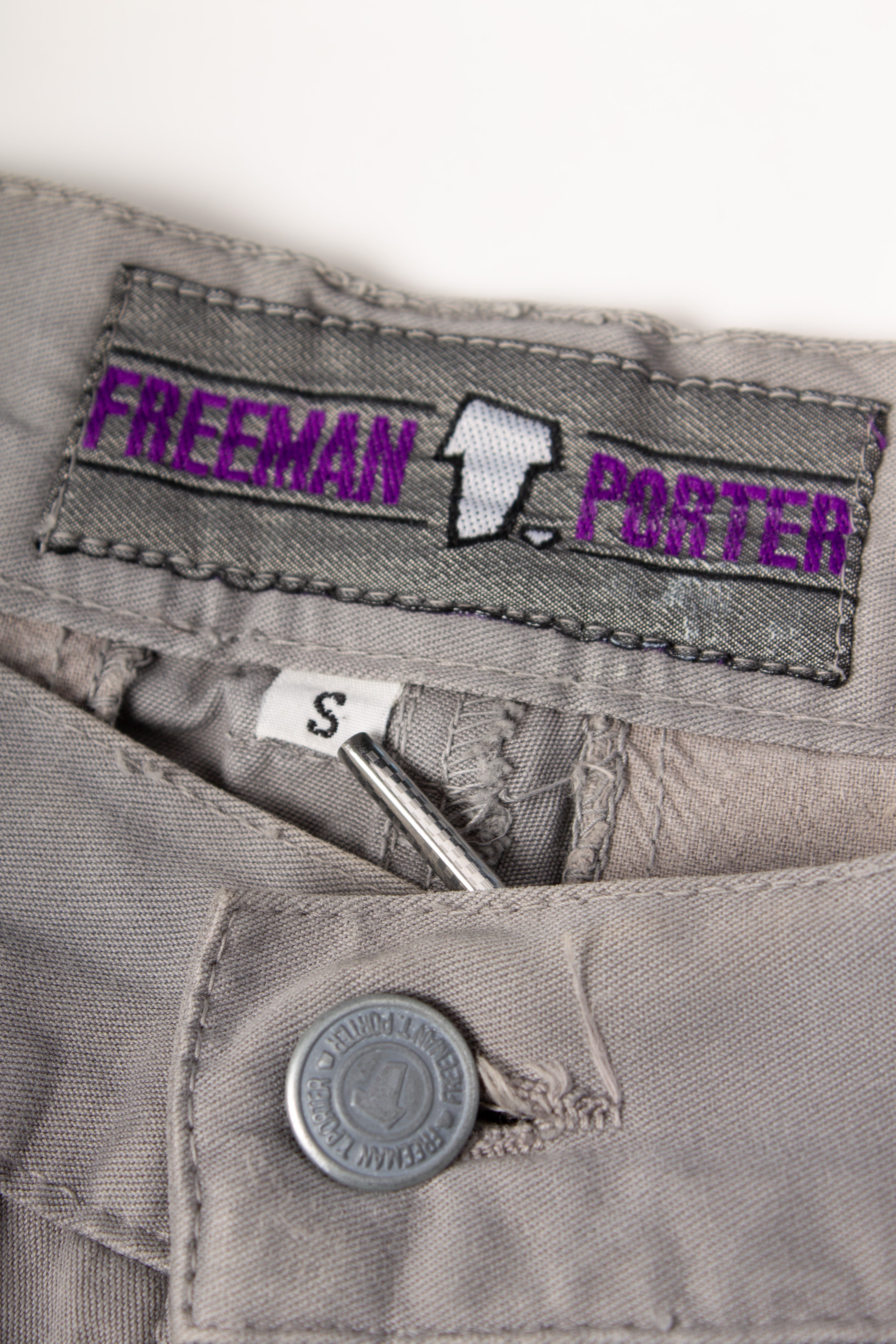Freeman T. Porter 90s Cargo Pants