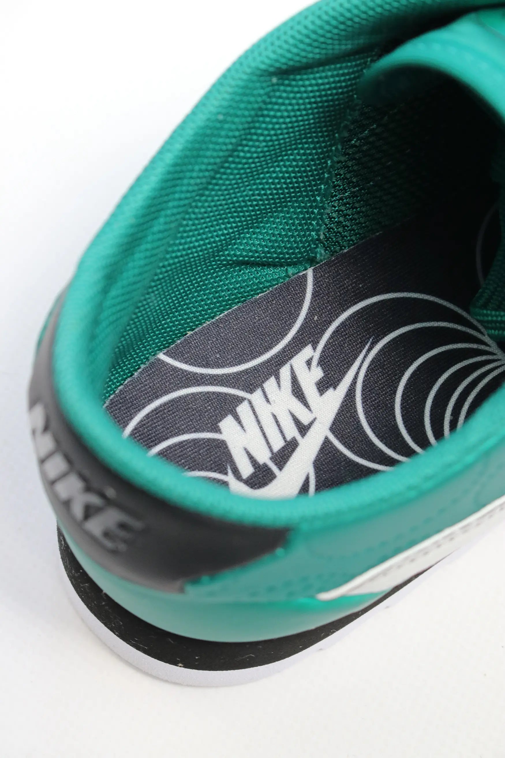 Nike WMNS Cortez Ultra LOTC QS