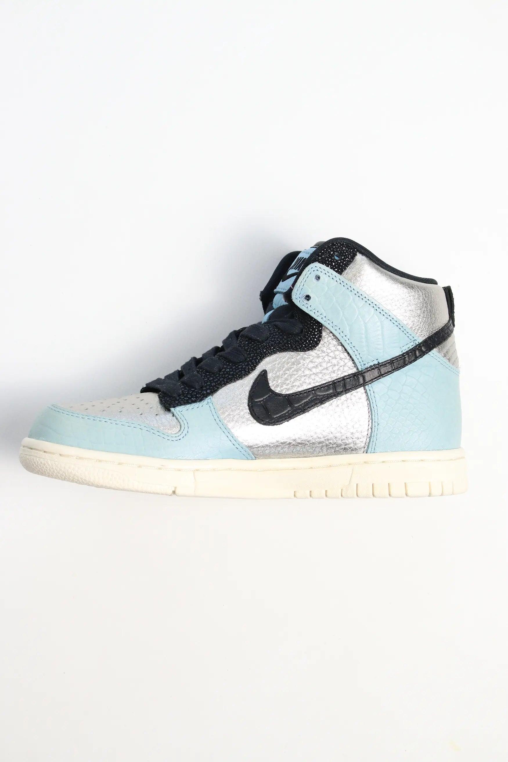 Nike Dunk Hi LX W
