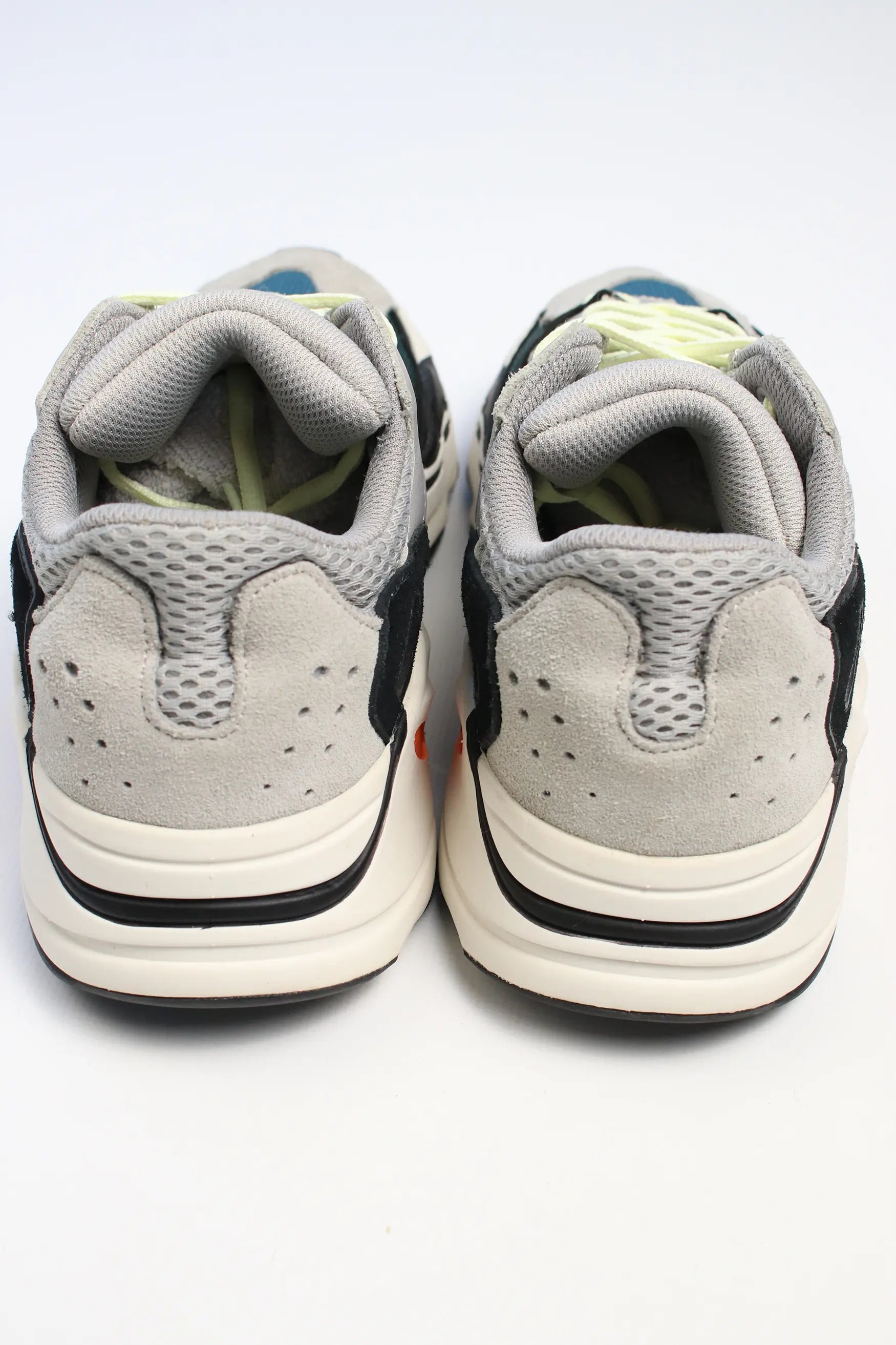 Yeezy 700 'Wave Runner'