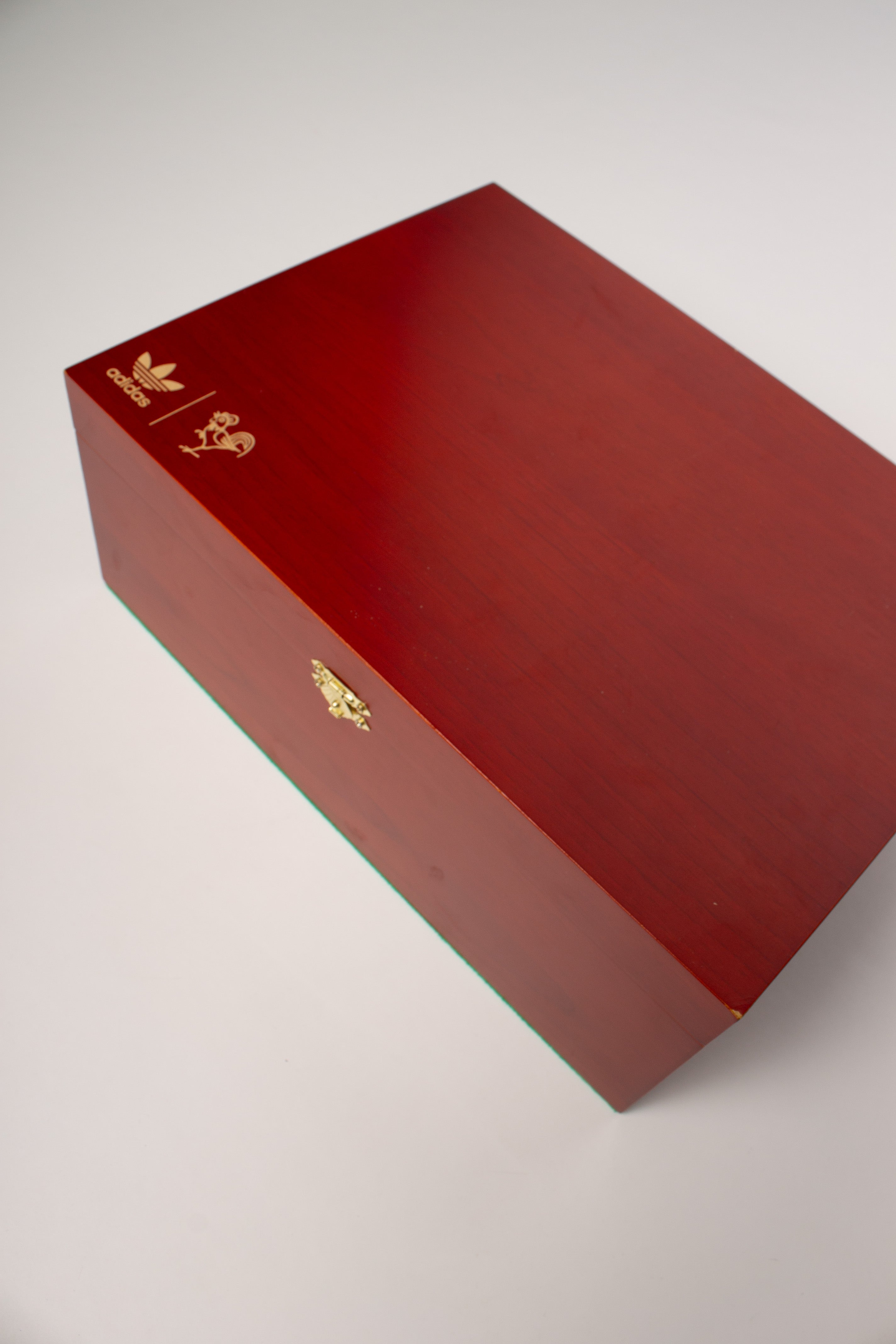 Adidas CNY 2017 Wood Box