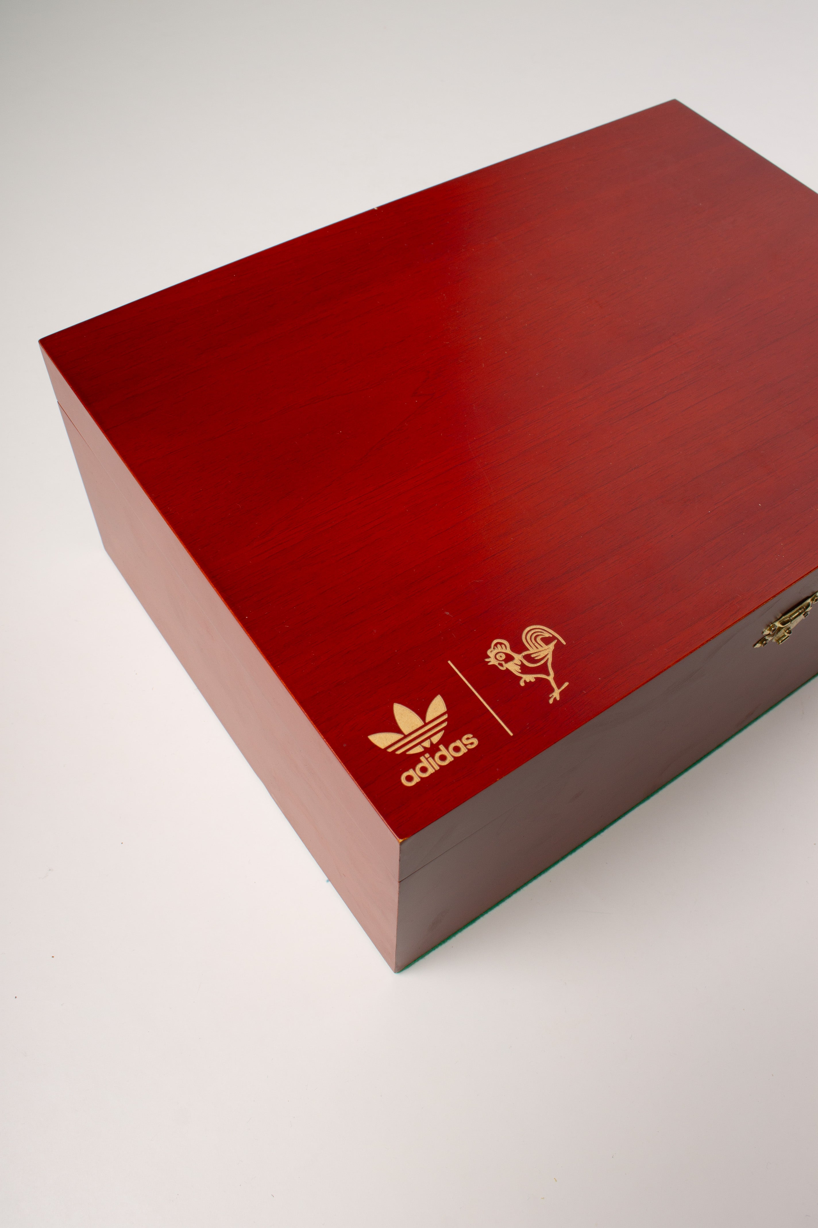 Adidas CNY 2017 Wood Box