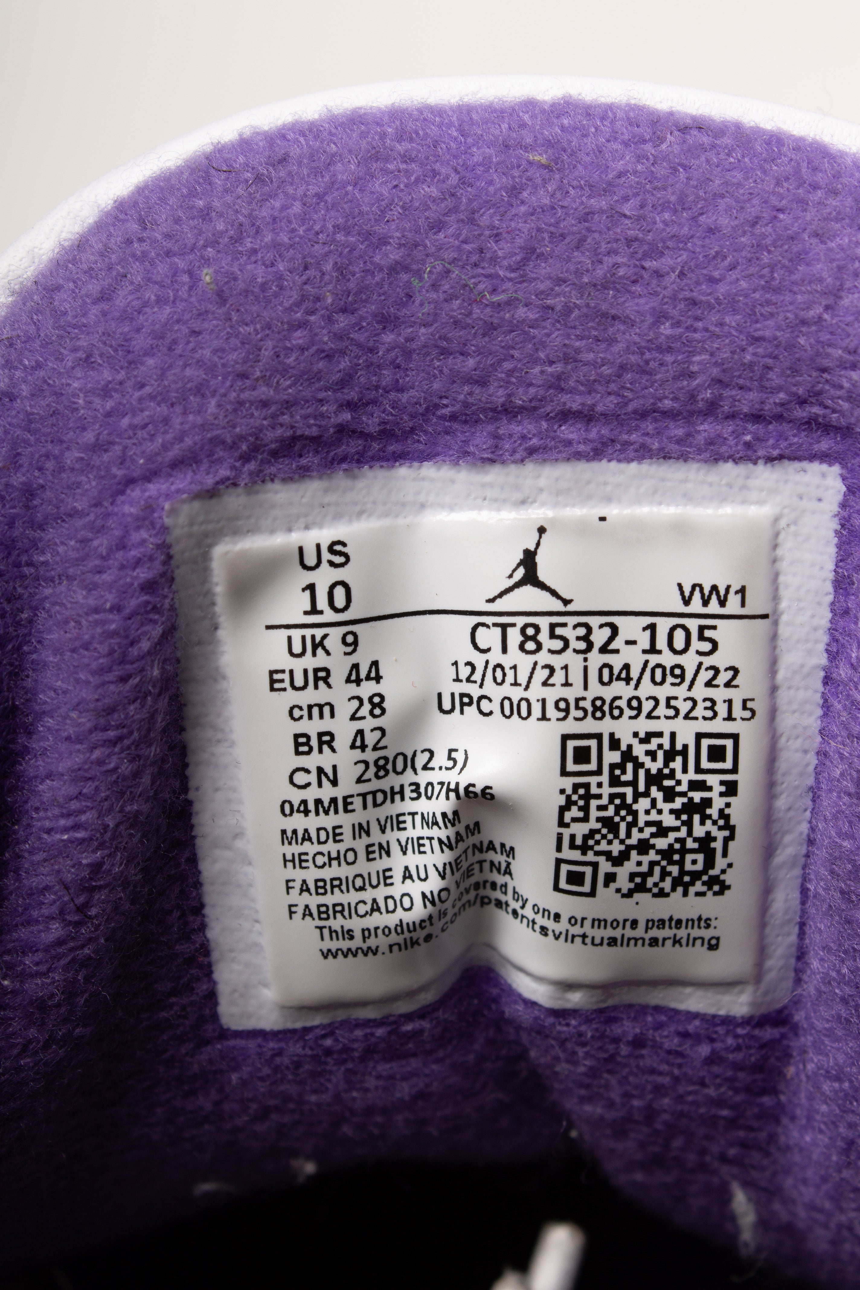 Air Jordan 3 Retro 'Dark Iris'