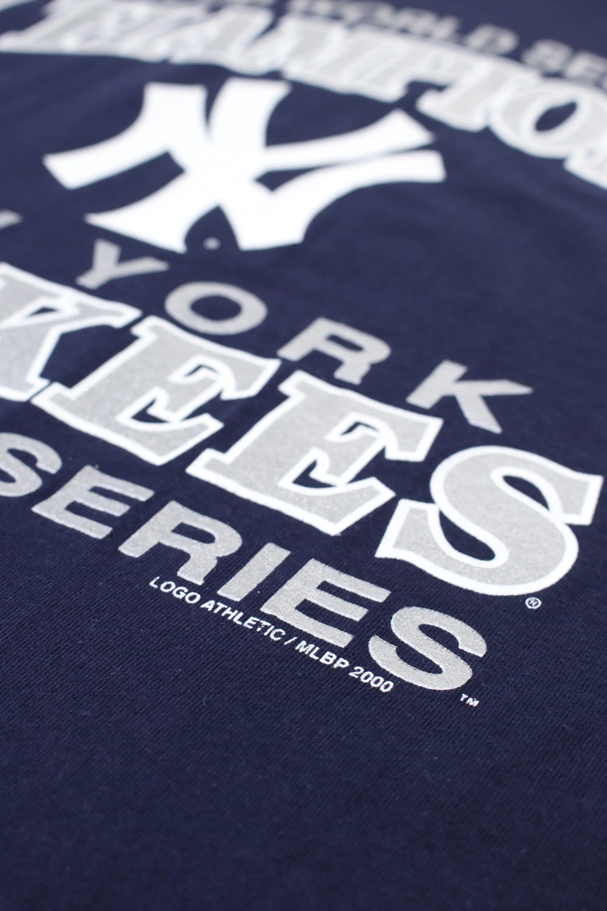 Yankees '00 Championship T.