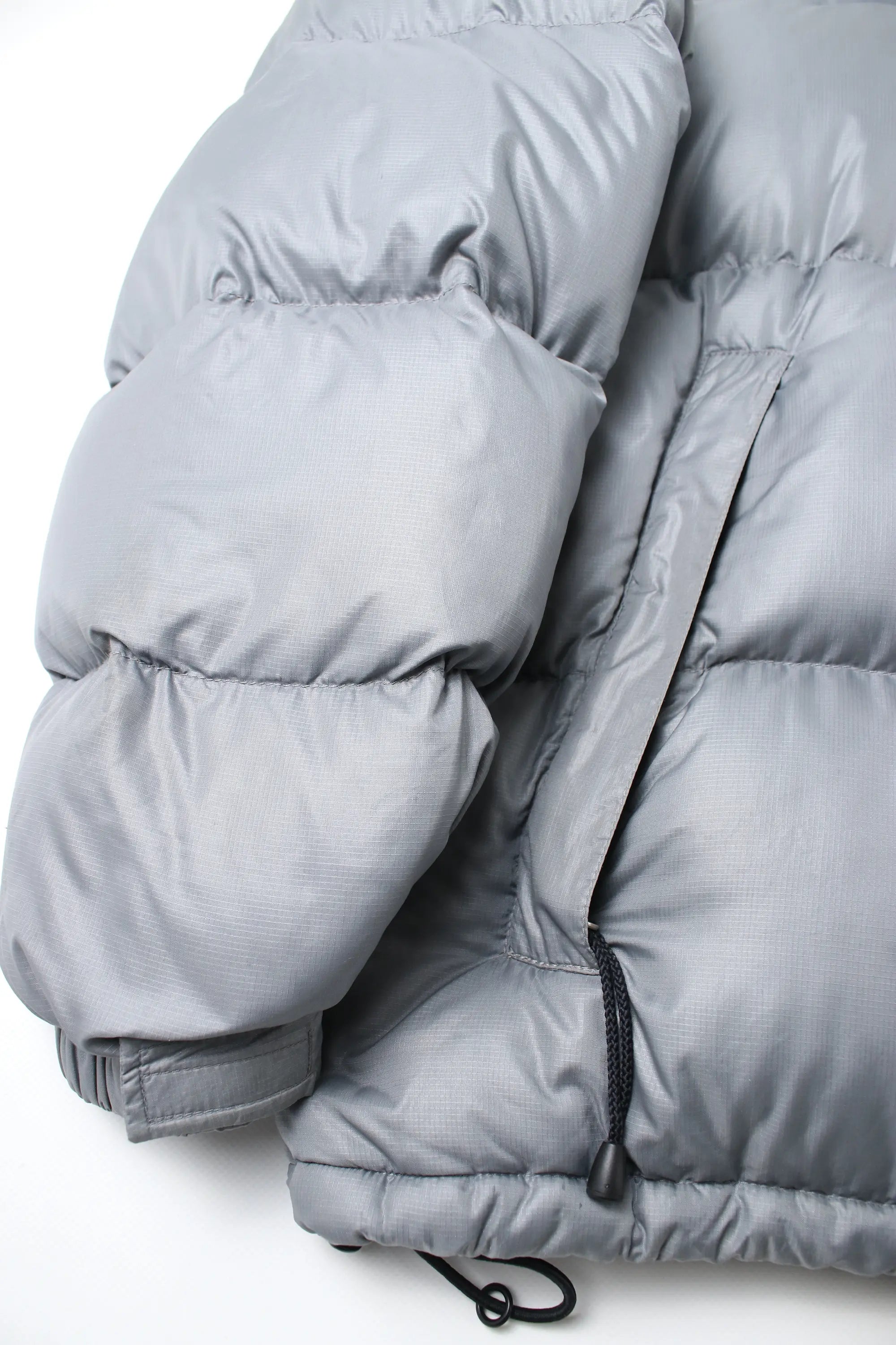 North Face Nuptse 700
