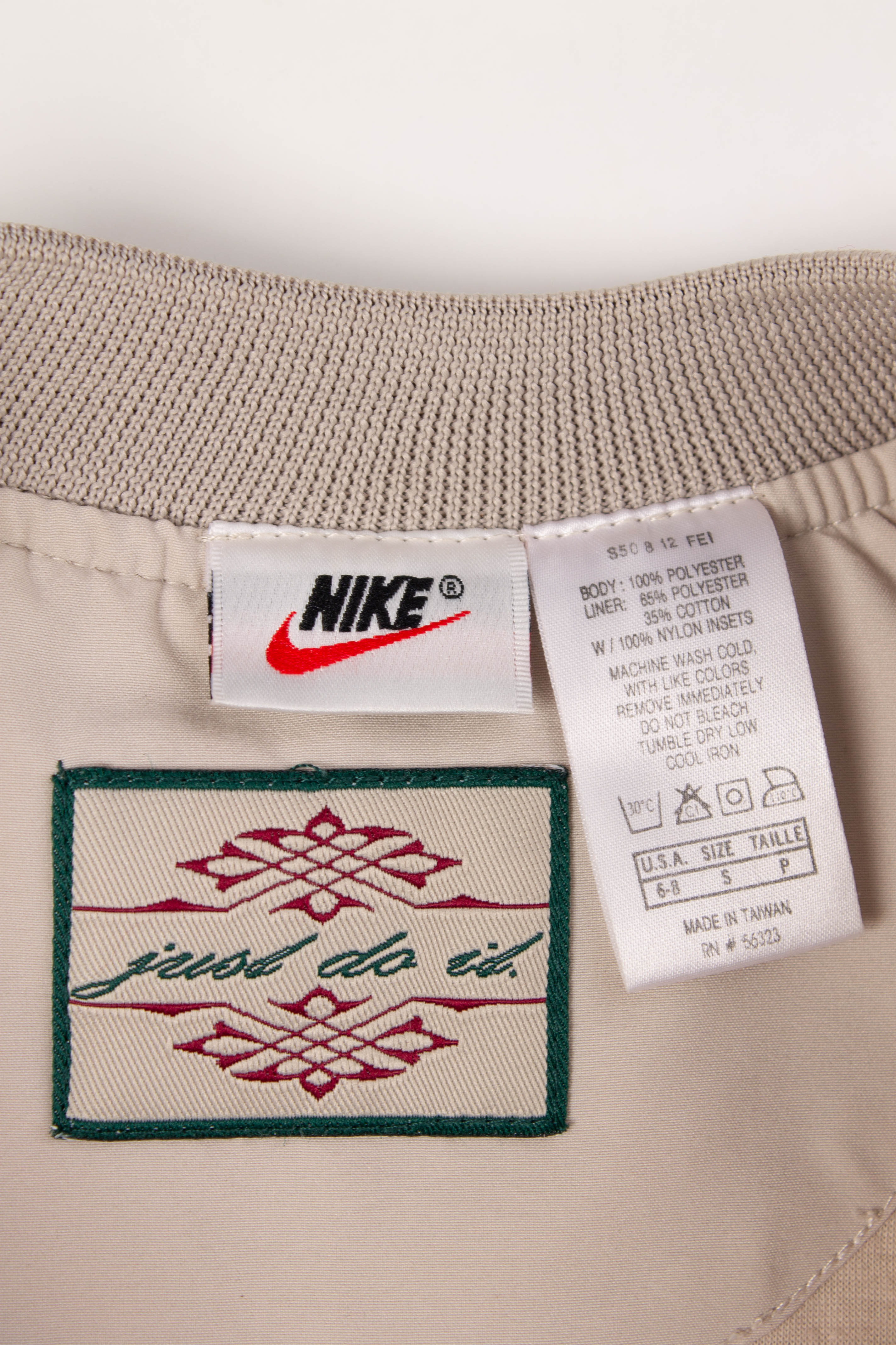 Nike 90s Light Bomber Jacket